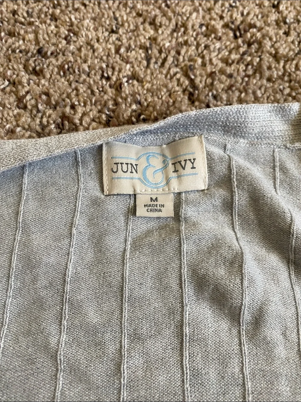 Cardigans - Picture 3 of 5